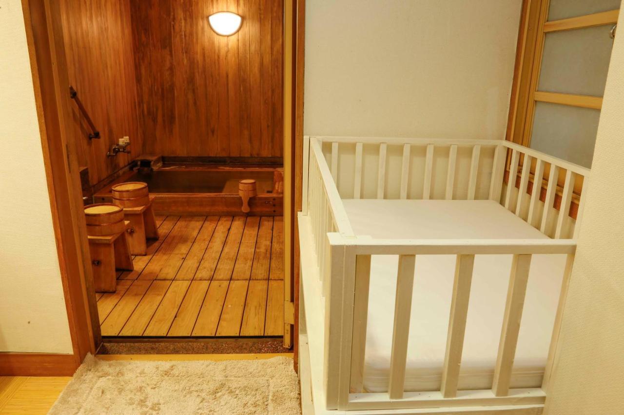 Hotel Kikunoyu Maniwa Bagian luar foto